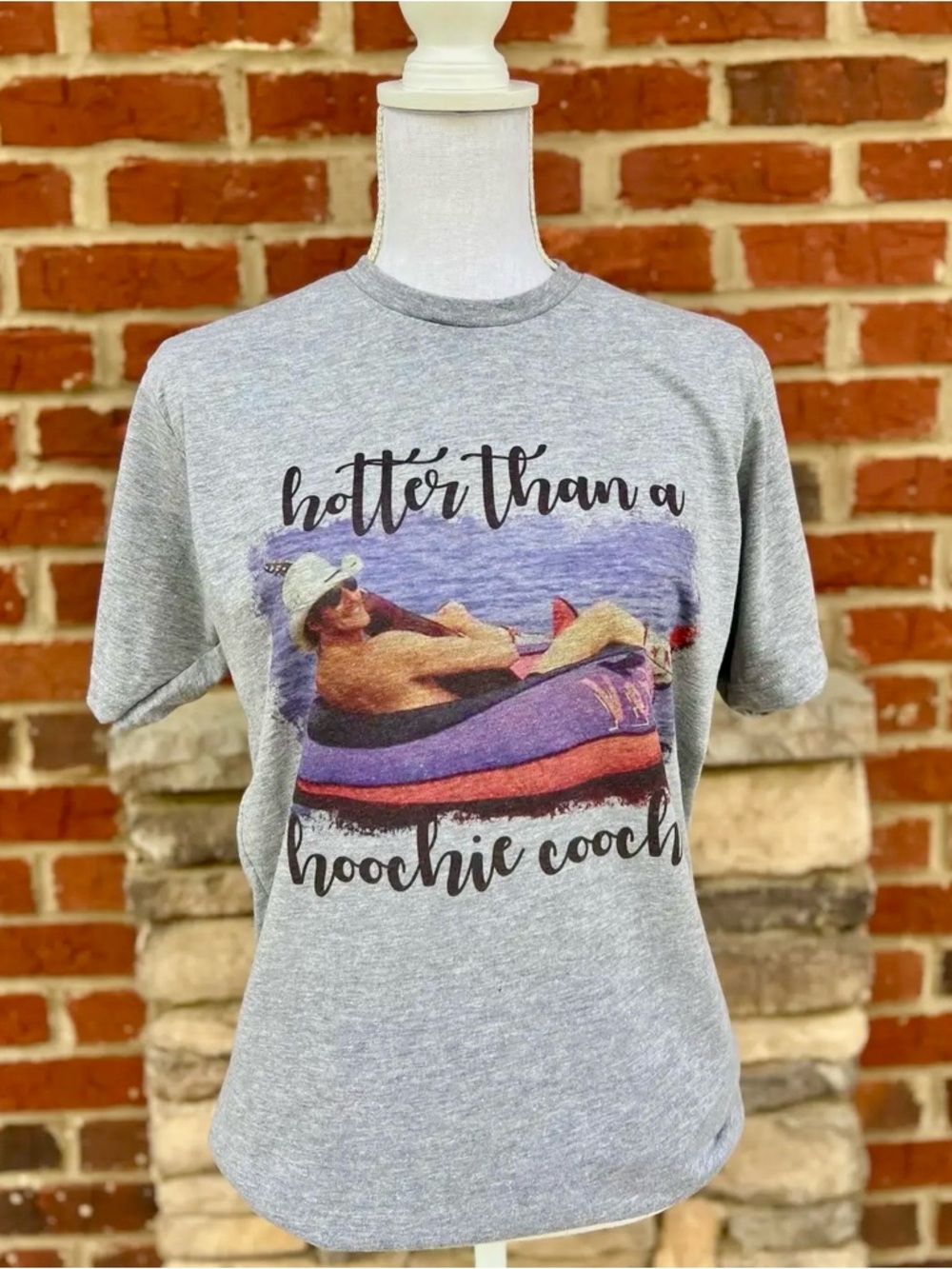 NWT Hotter Than a Hoochie Coochie Tee - Adult Large